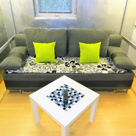 Apartment R.i.s.- Rest In Siska *